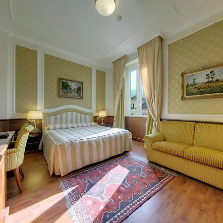 Hotel Simplon 4*