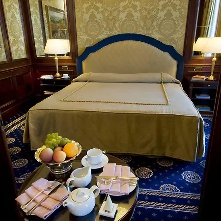 Ξενοδοχείο Simplon 4*