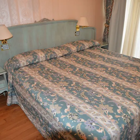 Simplon Ξενοδοχείο Μπαβένο