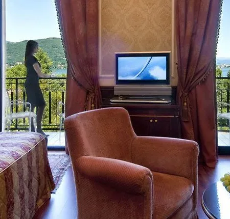 Hotel Simplon 4*
