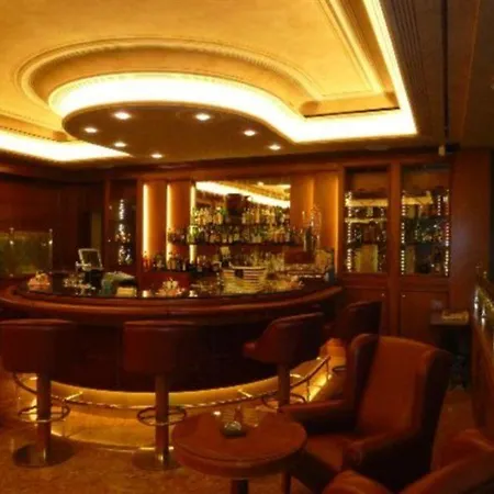 Hotel Simplon 4*