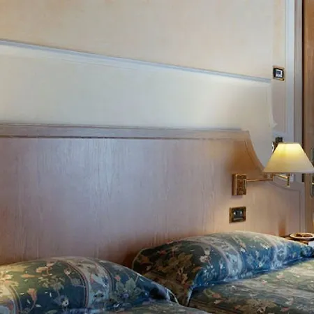 Simplon Hotel 4*